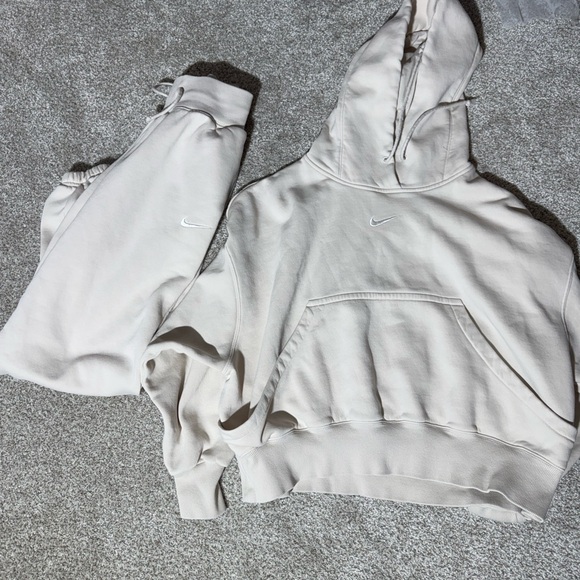 Nike Sportswear Center Swoosh Sweatsuit Set - Picture 1 of 13